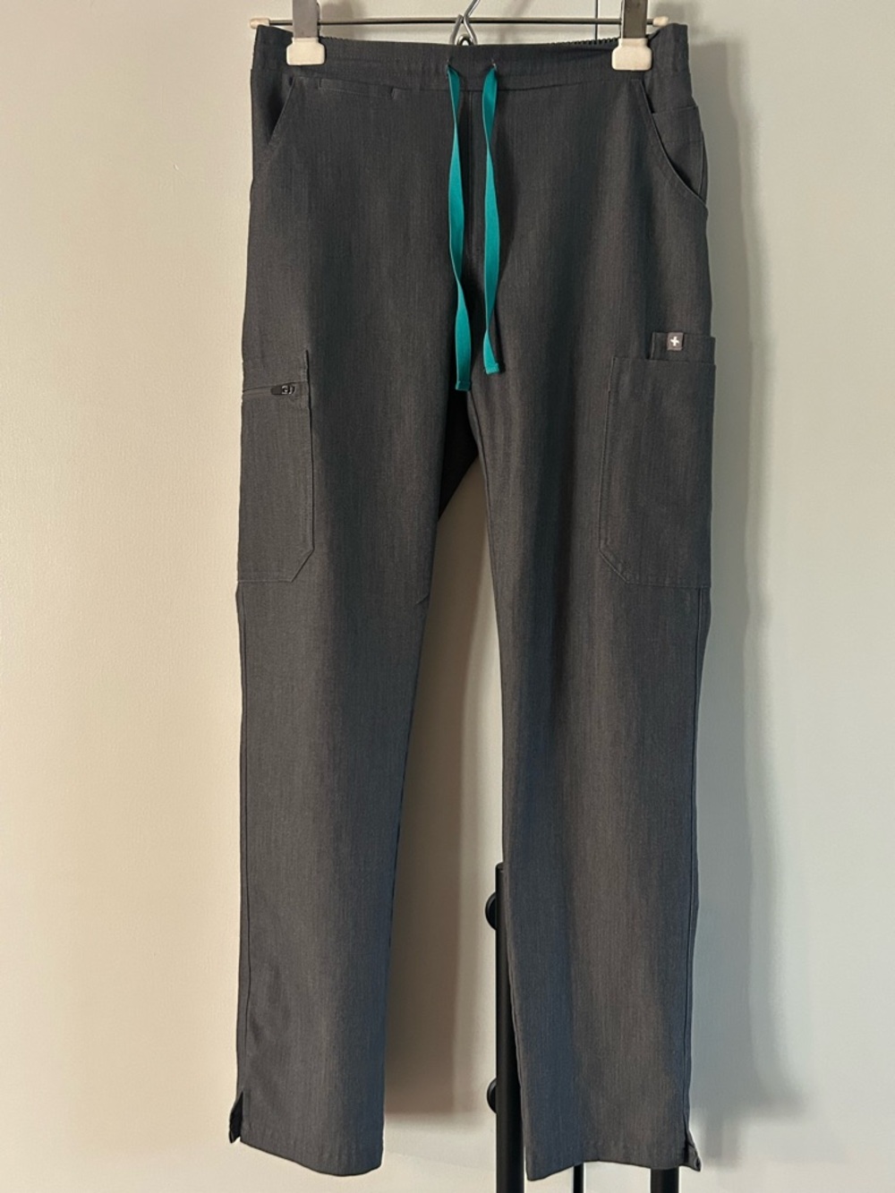 Figs Women’s Graphite Yola Skinny Scrub Pants with Teal Drawstring